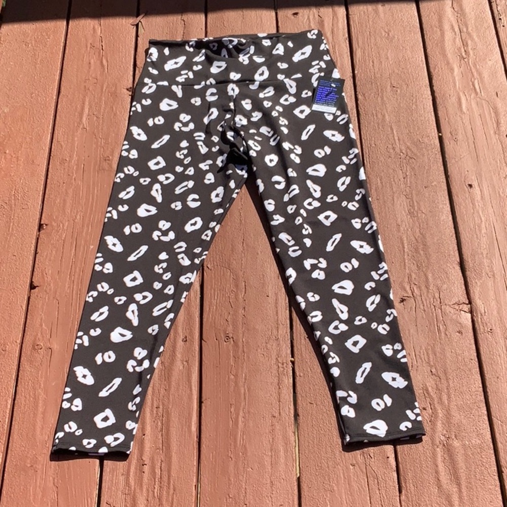 NWT ONZIÈ HIGH RISE LEGGING, XL